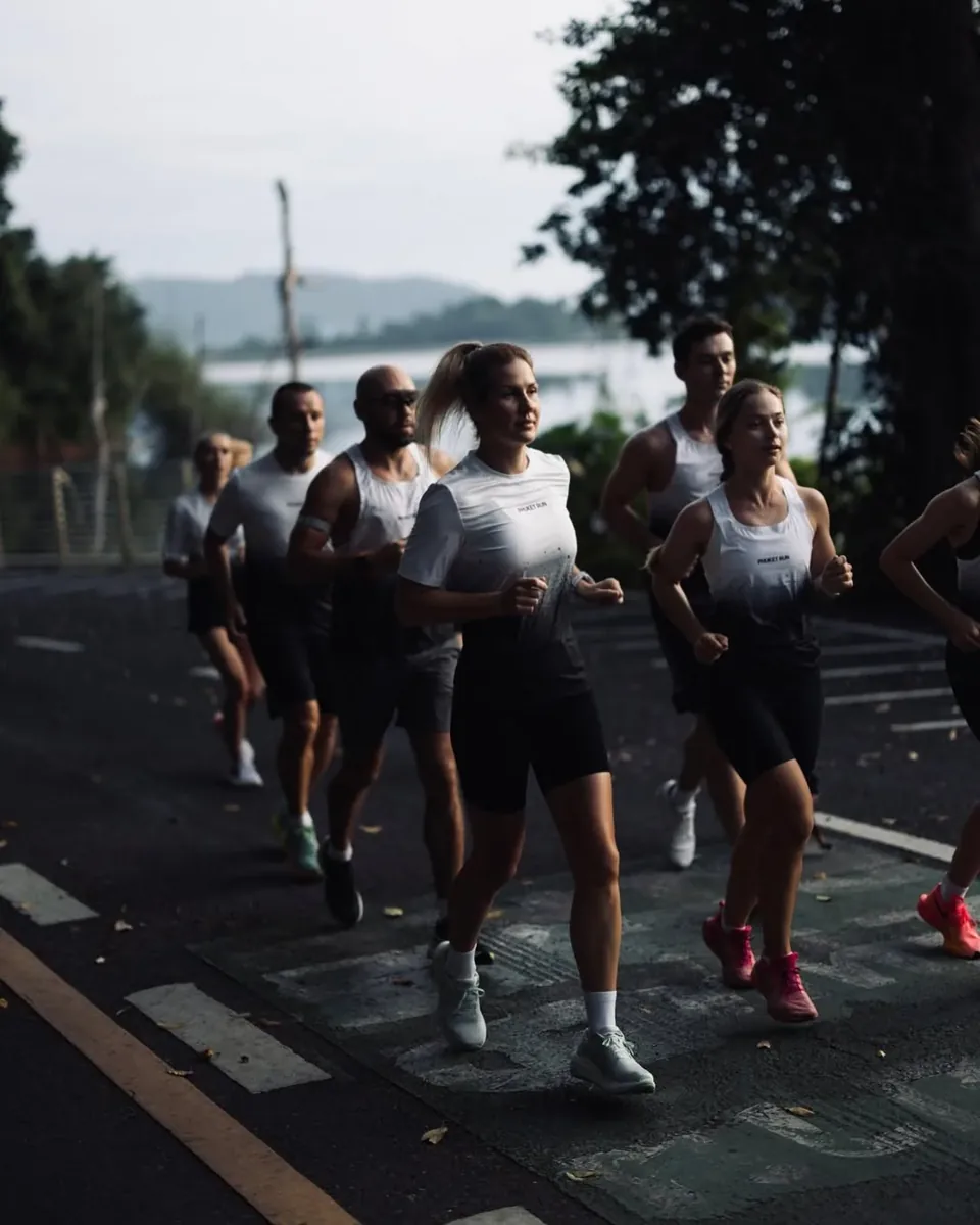 PHUKET RUN members running together by Bang Wad Dam